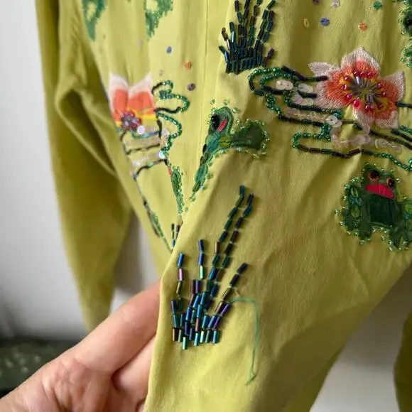 Vintage Green Silk Sequin Embroidered Rainbow Frog Button Up Top - Picture 5 of 8